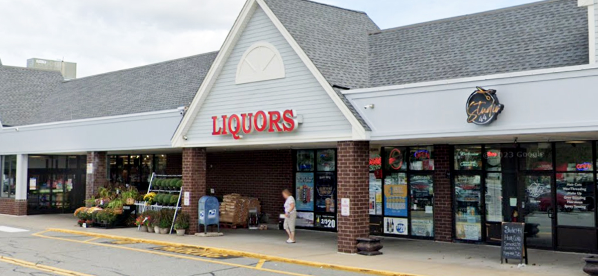 Andrade's Liquors-229916-2