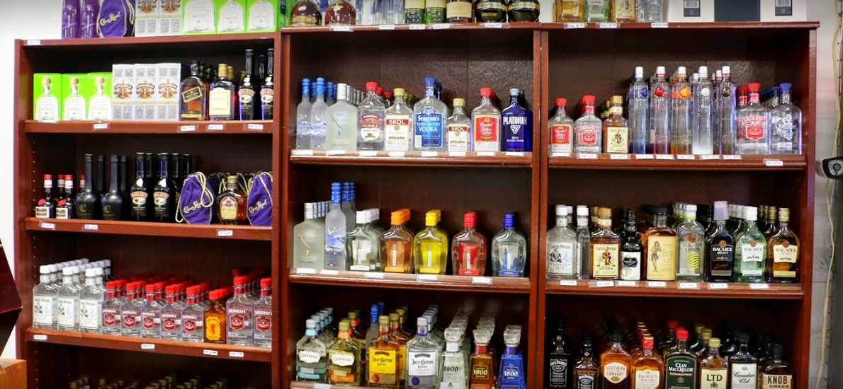 Hillsboro Liquors-766423-4