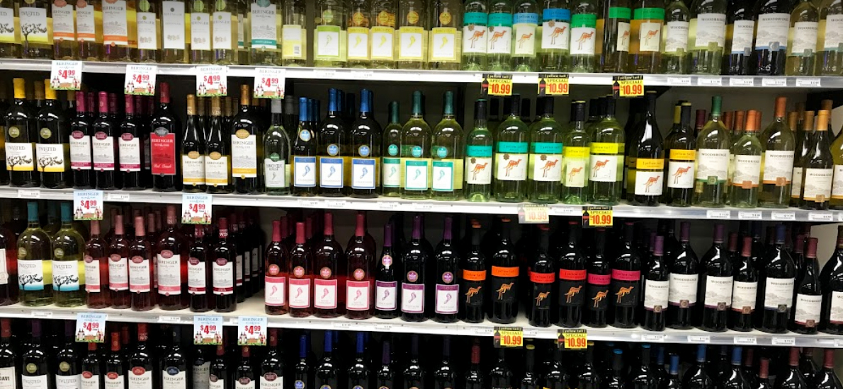 New London Wine & Spirits-693650-5