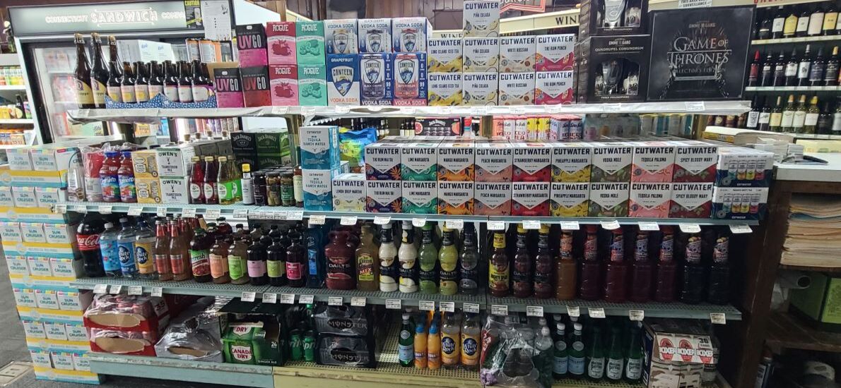 Endzone Lounge & Liquors-273218-10