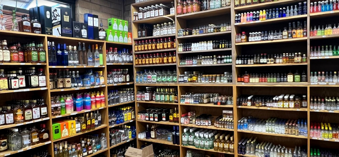Highland Vineyards Wine & Spirits-706419-3