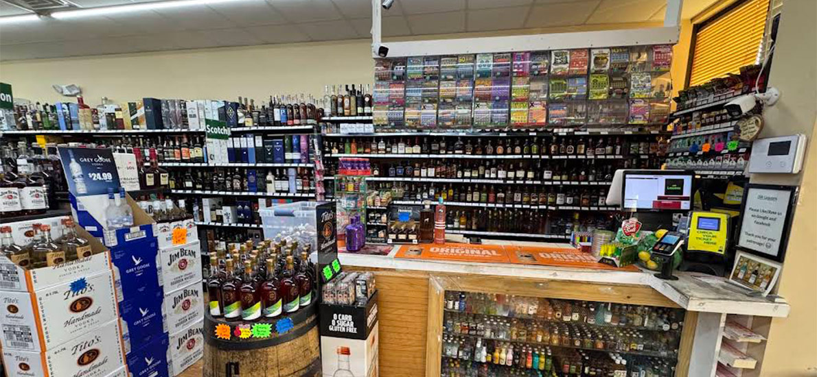 JSR Liquor-666847-3
