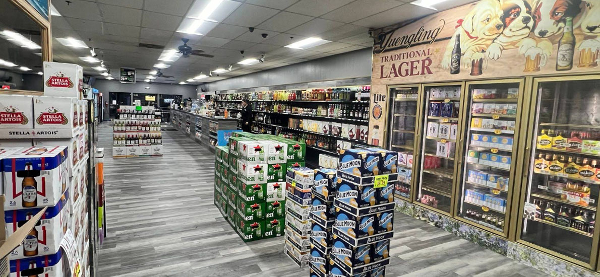 Laurel Lakes Liquors-304144-4