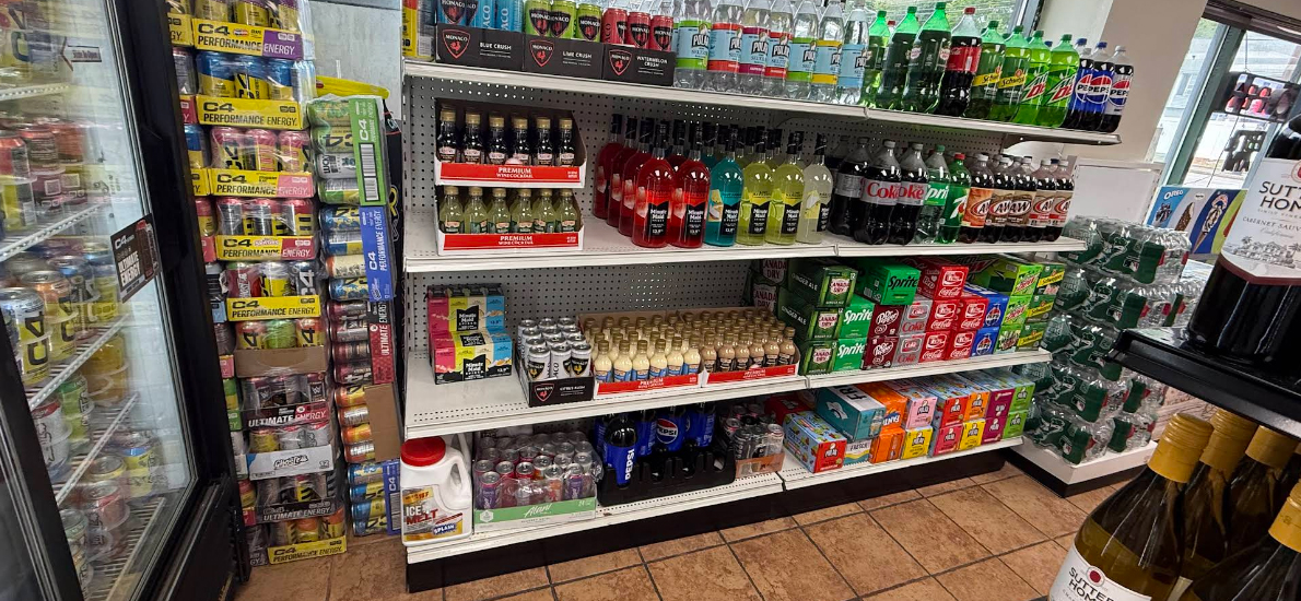 Luke's Convenience Store-533598-3