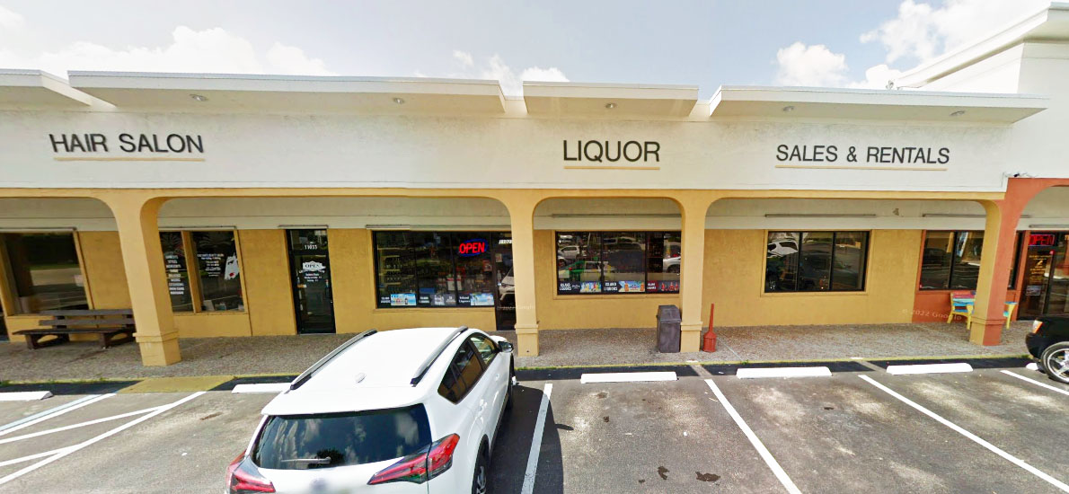 In and Out Liquors 11027-795469-3