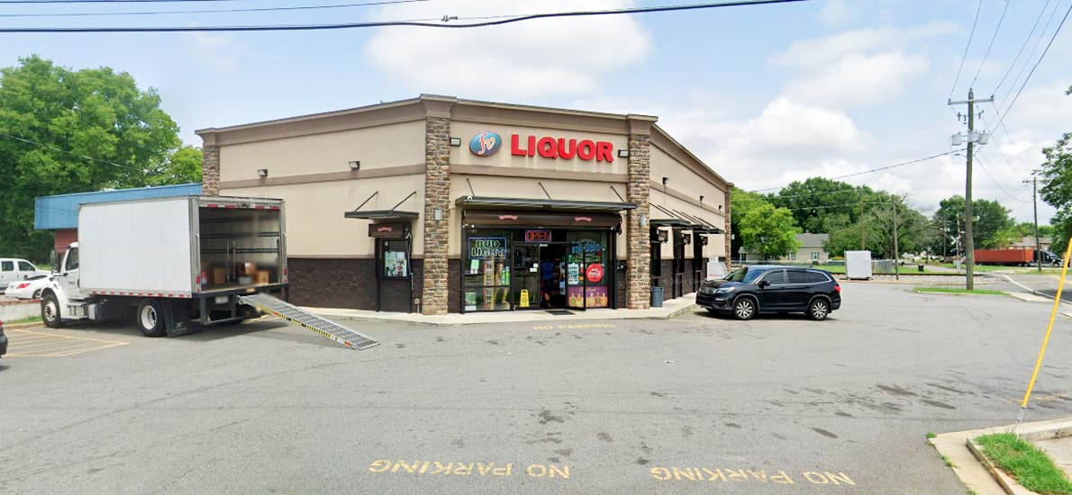 FV Liquor Store-484167-3